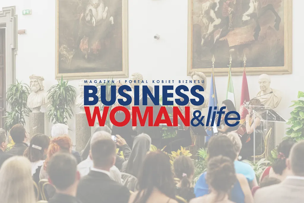 BUSINESSWOMAN & LIFE